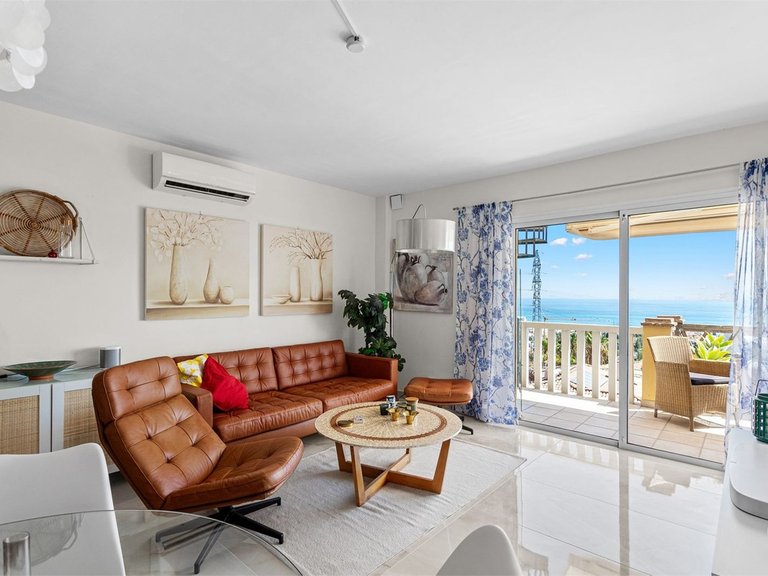 Apartment for Sale in Higueron, Malaga 4