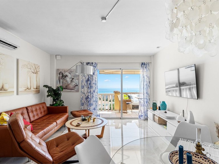 Apartment for Sale in Higueron, Malaga 5