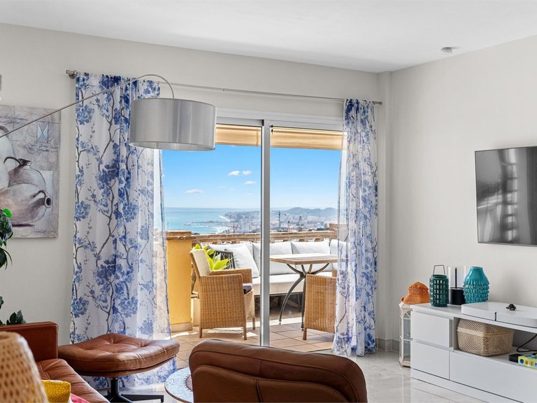 Apartment for Sale in Higueron, Malaga 6
