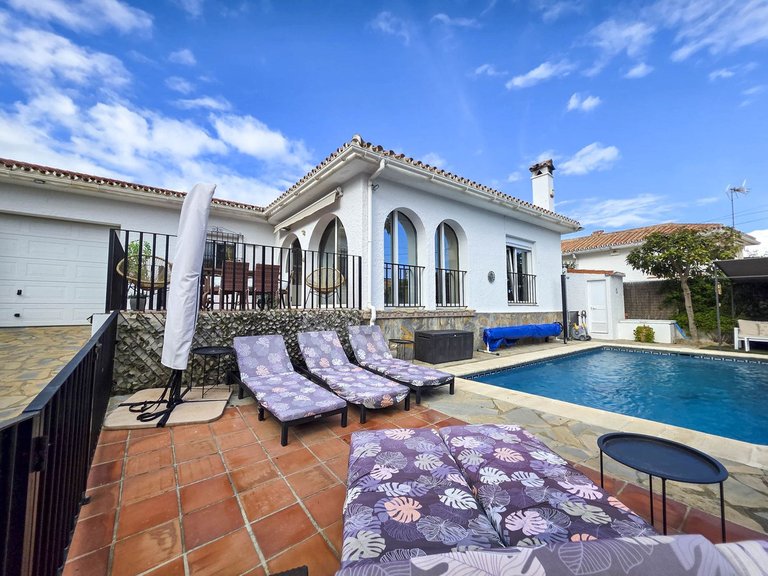 Villa for Sale in La Duquesa, Malaga 1