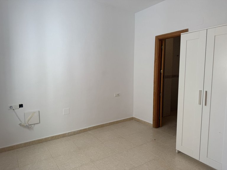 Apartment for Sale in La Trinidad, Malaga 7