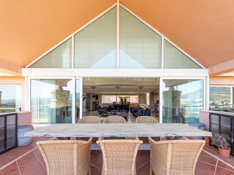 Penthouse for Sale in Nueva Andalucía, Malaga 2
