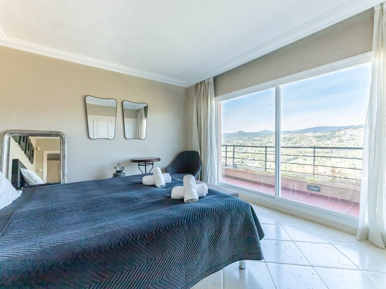 Penthouse for Sale in Nueva Andalucía, Malaga 27