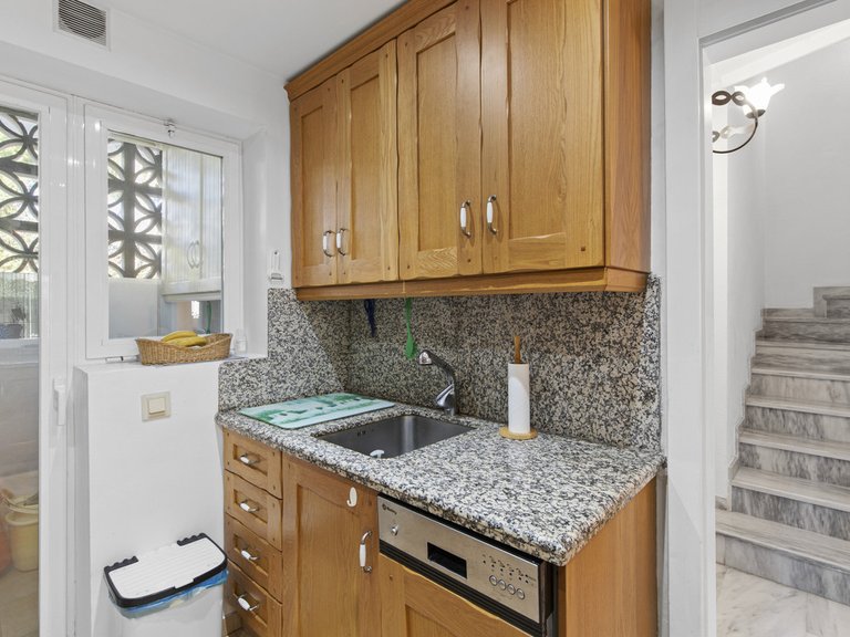 Villa for Sale in Estepona, Malaga 10