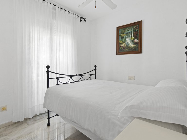Villa for Sale in Estepona, Malaga 15