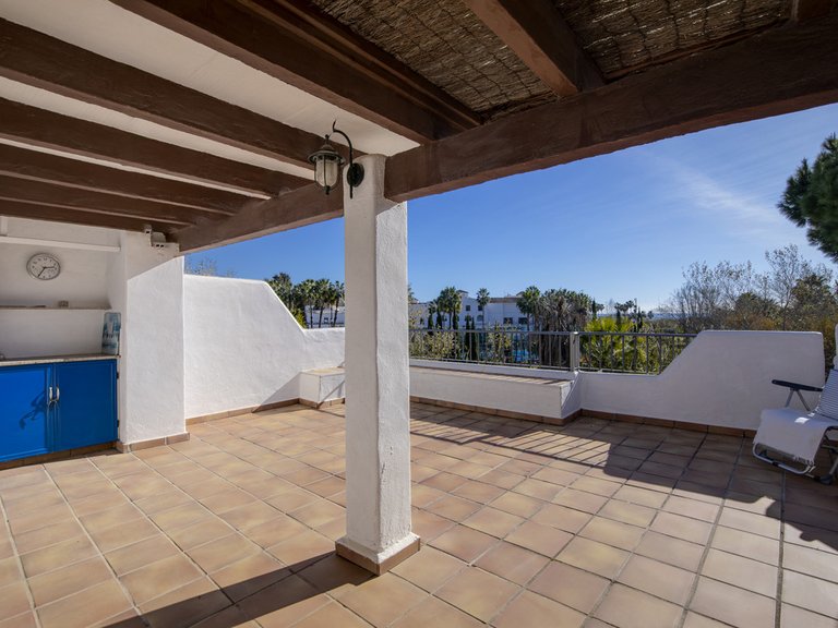 Villa for Sale in Estepona, Malaga 23