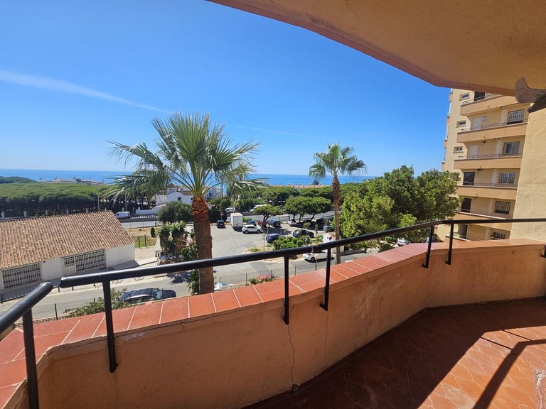 Apartment for Sale in Calypso, Malaga 20