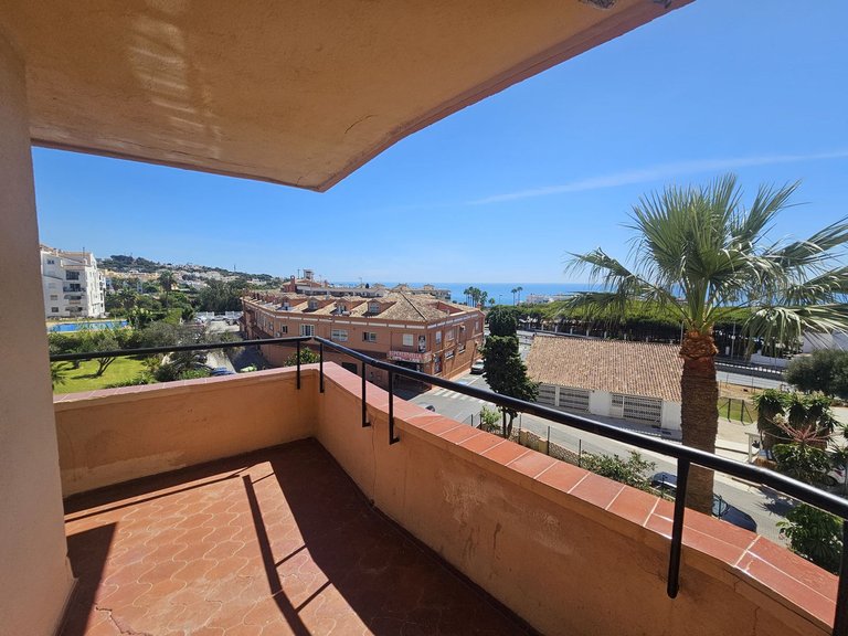 Apartment for Sale in Calypso, Malaga 3