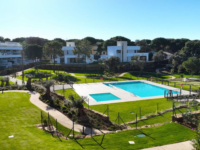 Town House for Sale in Elviria, Malaga 6