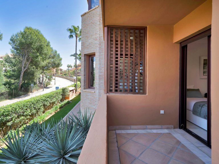 Apartment for Sale in Bahía De Marbella, Malaga 11