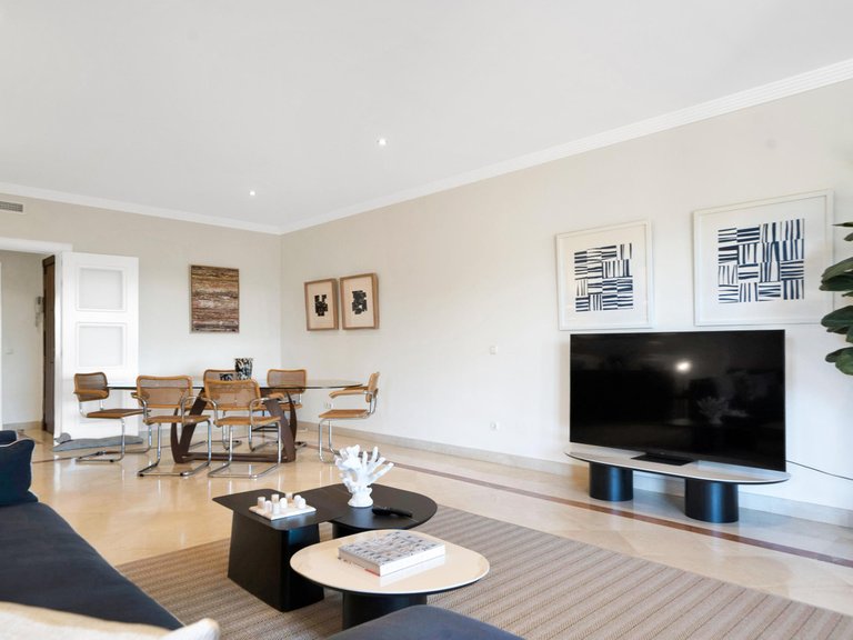Apartment for Sale in Bahía De Marbella, Malaga 22