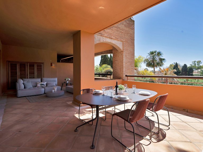Apartment for Sale in Bahía De Marbella, Malaga 29