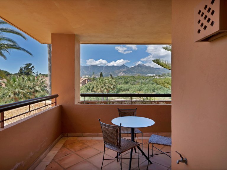 Apartment for Sale in Bahía De Marbella, Malaga 36