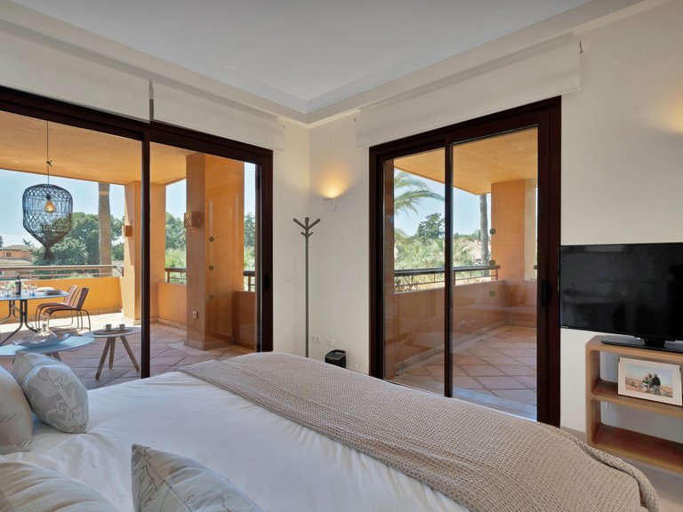 Apartment for Sale in Bahía De Marbella, Malaga 40