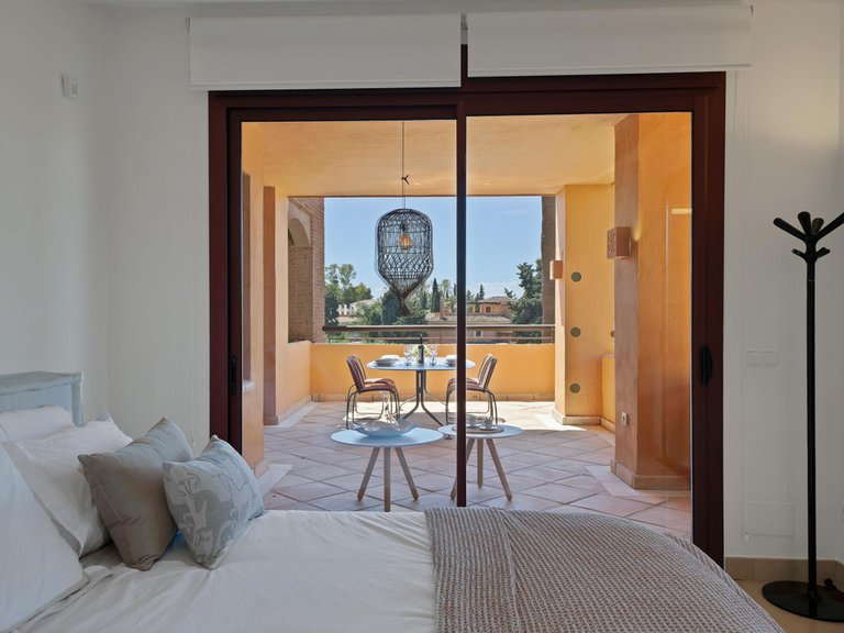 Apartment for Sale in Bahía De Marbella, Malaga 41