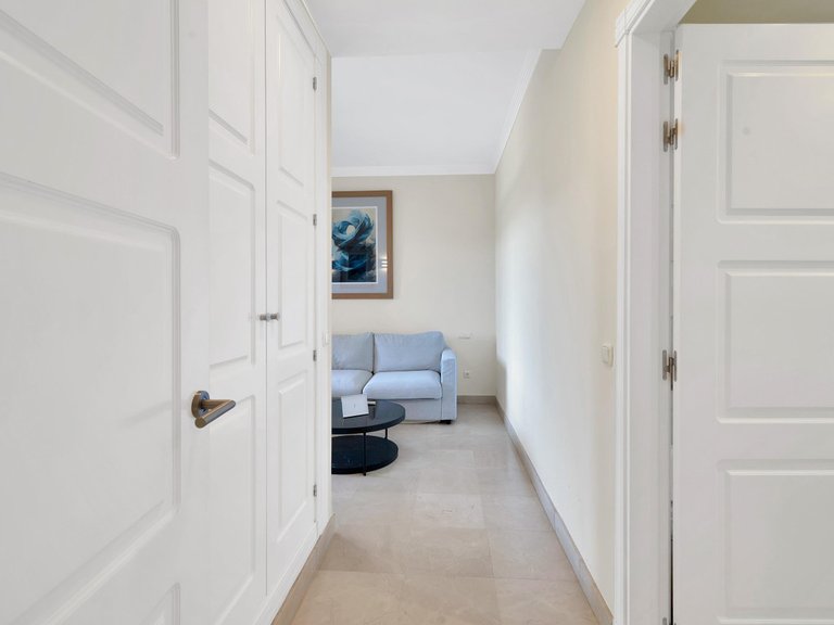 Apartment for Sale in Bahía De Marbella, Malaga 46