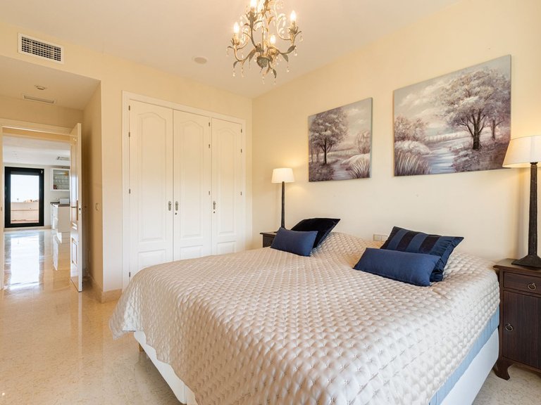 Apartment for Sale in Benahavís, Malaga 13