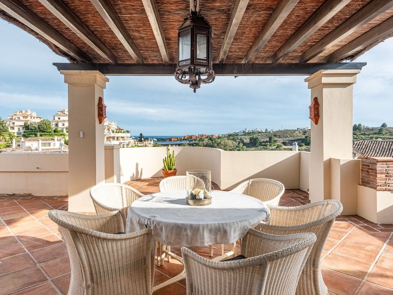 Apartment for Sale in Benahavís, Malaga 2
