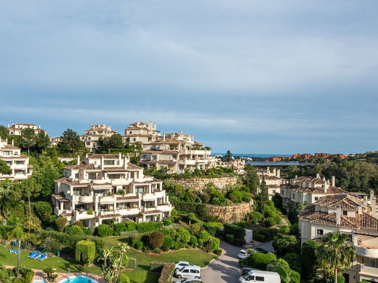 Apartment for Sale in Benahavís, Malaga 26