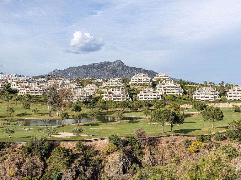 Apartment for Sale in Benahavís, Malaga 29