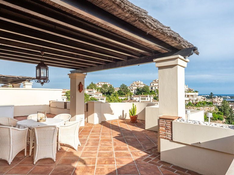 Apartment for Sale in Benahavís, Malaga 7