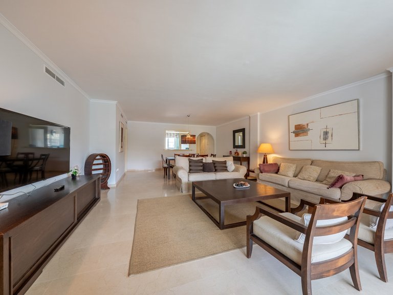 Apartment for Sale in Sotogrande Marina, Cadiz 10