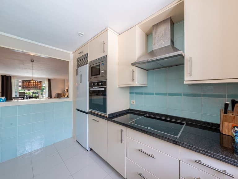 Apartment for Sale in Sotogrande Marina, Cadiz 12