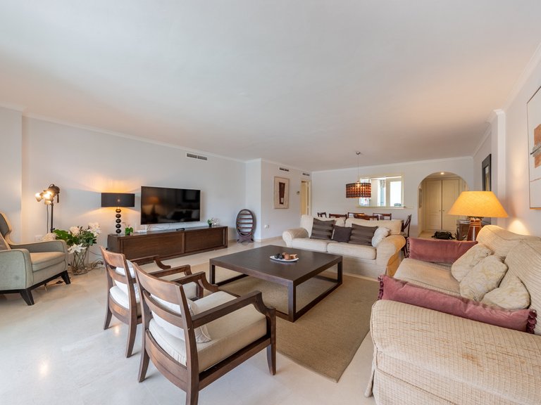 Apartment for Sale in Sotogrande Marina, Cadiz 7