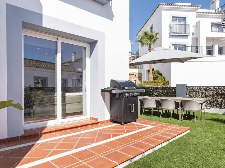 Apartment for Sale in Benahavís, Malaga 11