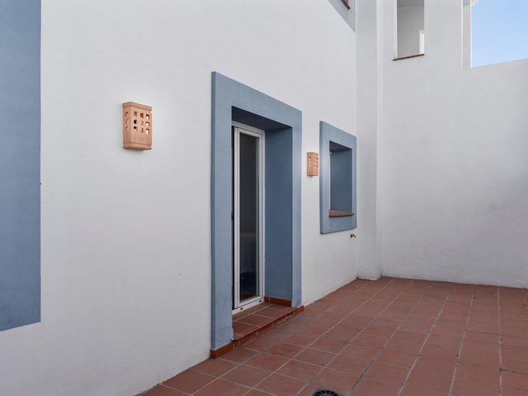 Apartment for Sale in Benahavís, Malaga 14