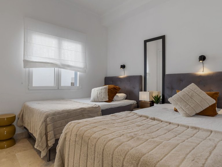 Apartment for Sale in Benahavís, Malaga 16