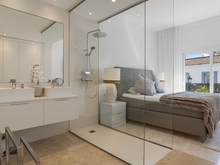 Apartment for Sale in Benahavís, Malaga 20