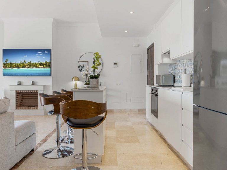 Apartment for Sale in Benahavís, Malaga 5