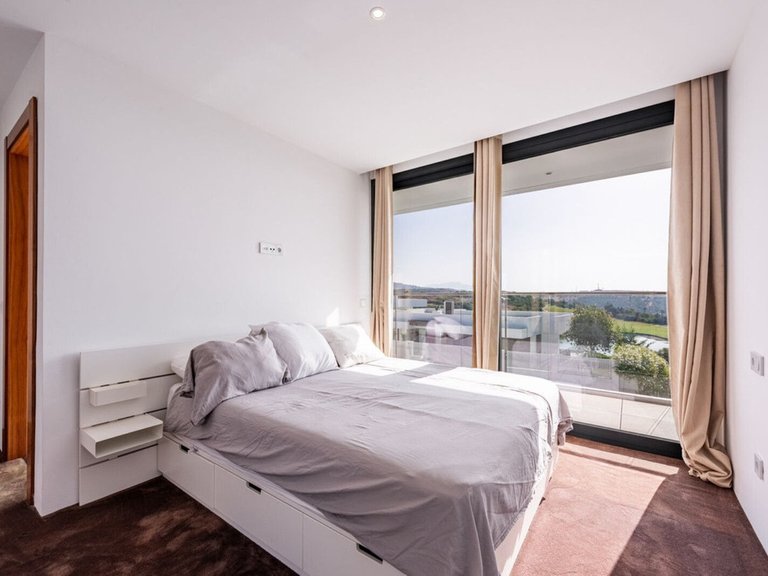 Villa for Sale in Estepona, Malaga 4