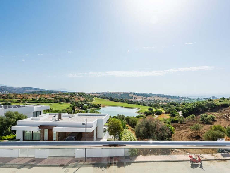 Villa for Sale in Estepona, Malaga 6