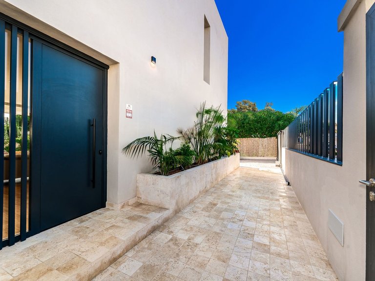 Villa for Sale in Marbella, Malaga 27
