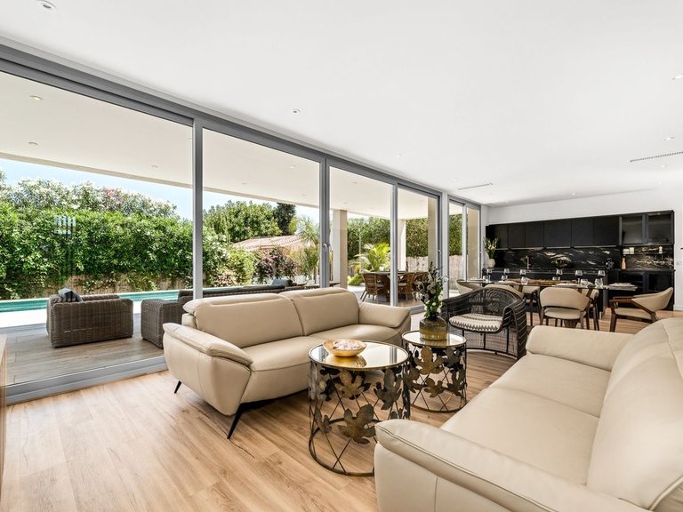 Villa for Sale in Marbella, Malaga 8