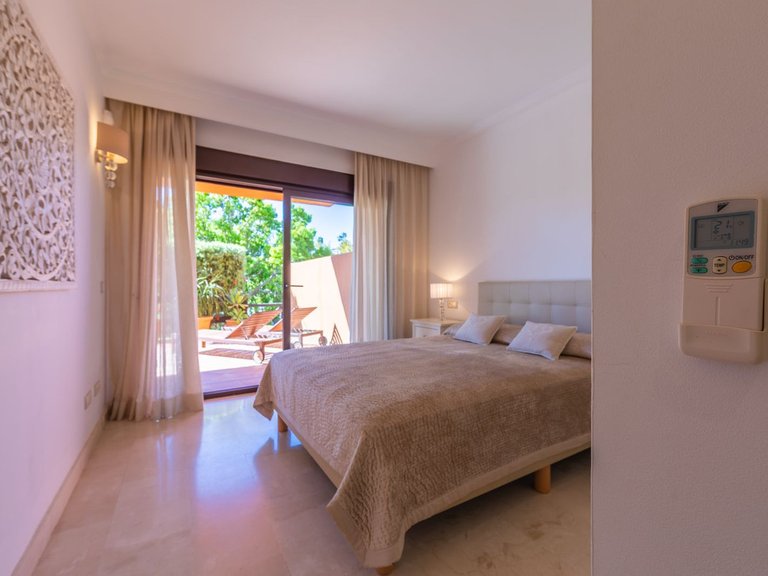 Apartment for Sale in Estepona, Malaga 28
