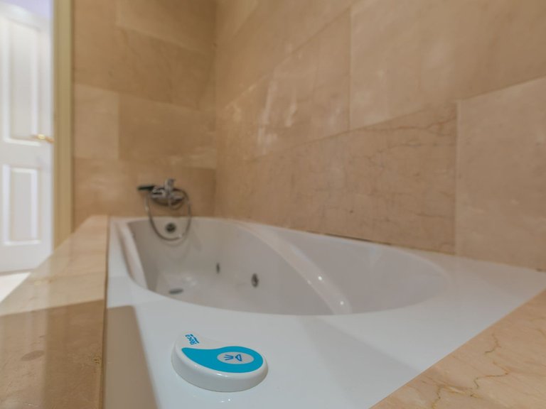 Apartment for Sale in Estepona, Malaga 32