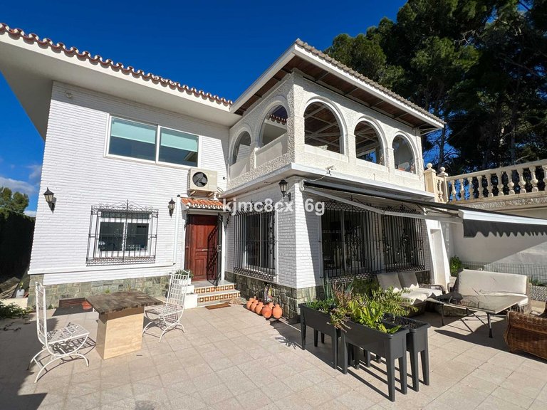 Villa for Sale in Torremolinos, Malaga 33