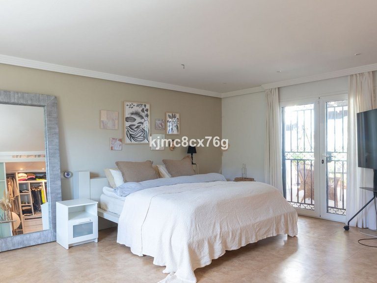 Villa for Sale in Torremolinos, Malaga 34