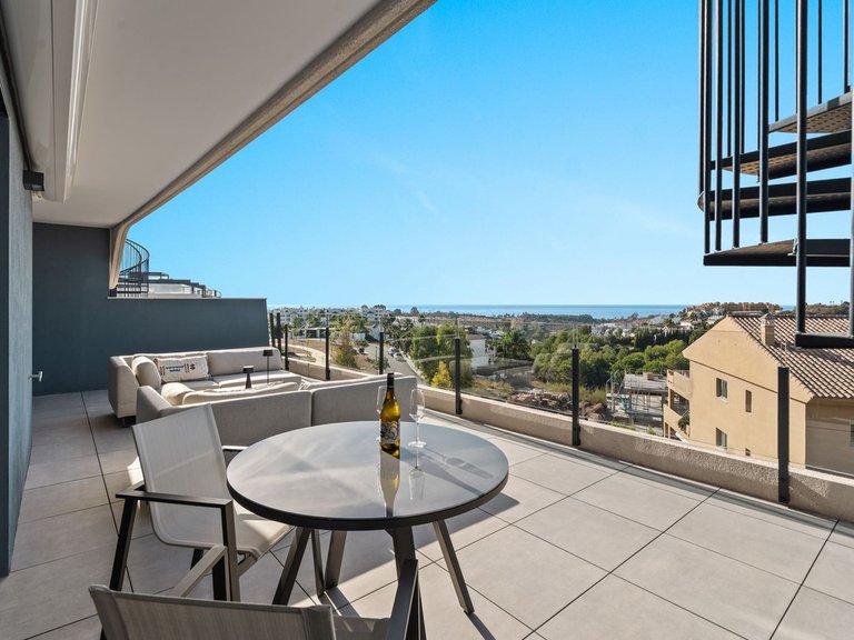 Apartment for Sale in Estepona, Malaga 5
