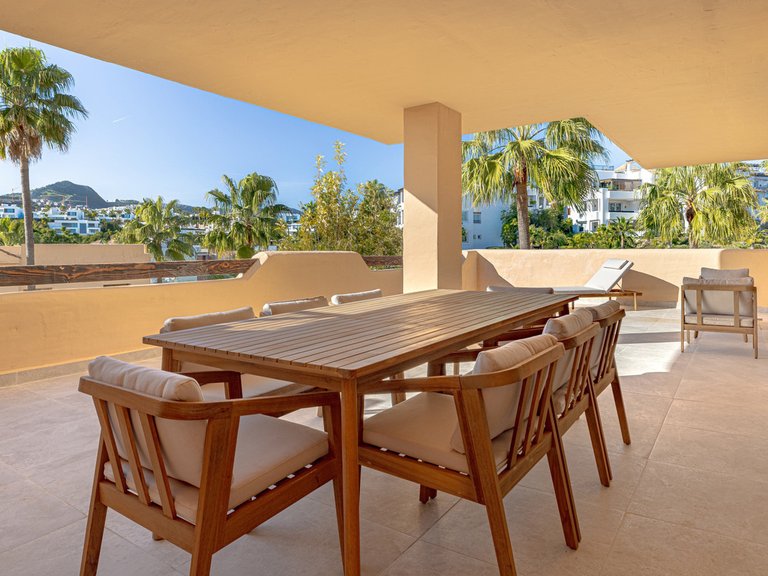 Apartment for Sale in Benahavís, Malaga 1