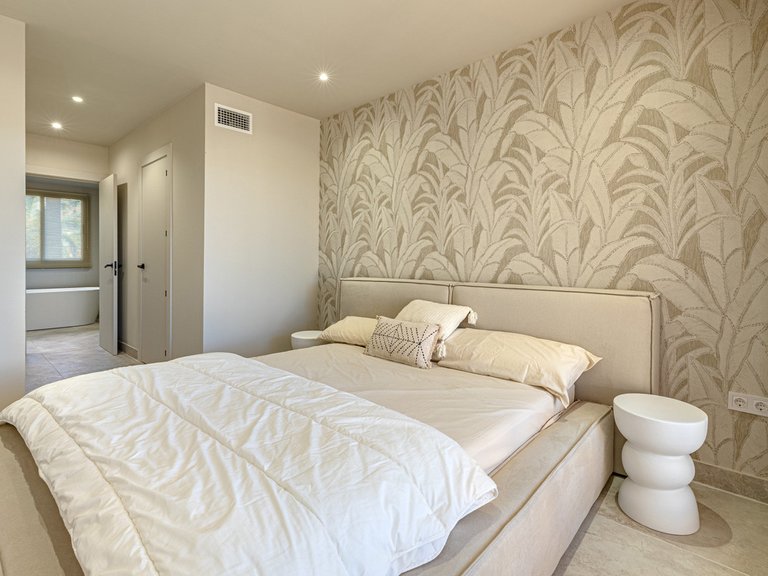 Apartment for Sale in Benahavís, Malaga 17