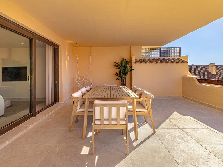 Apartment for Sale in Benahavís, Malaga 6