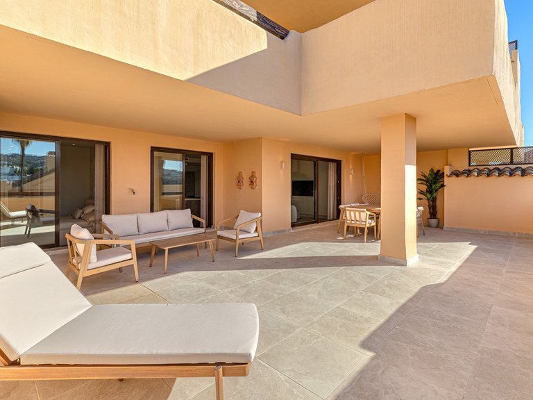 Apartment for Sale in Benahavís, Malaga 7