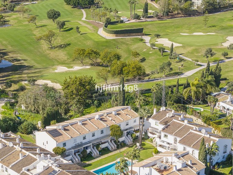Villa for Sale in Nueva Andalucía, Malaga 47