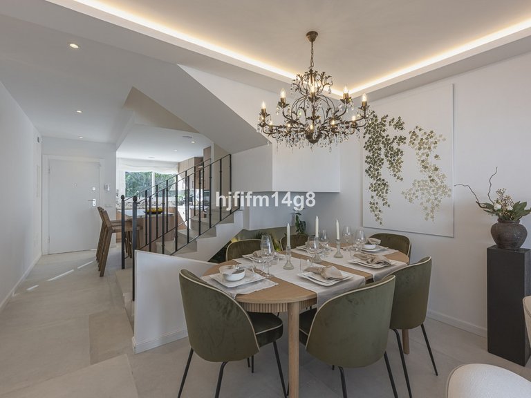 Villa for Sale in Nueva Andalucía, Malaga 6