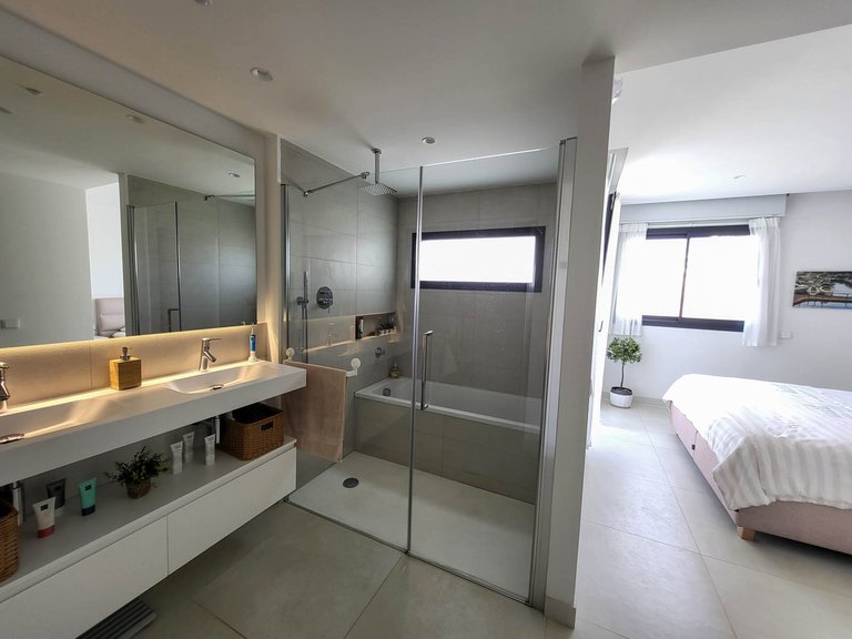 Apartment for Sale in Fuengirola, Malaga 11