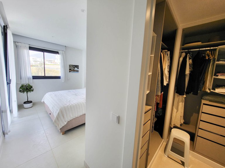 Apartment for Sale in Fuengirola, Malaga 12